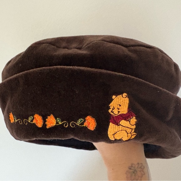 Disney Accessories - Winnie The Pooh Brown Beret Adult Hat Fall Pooh Orange Flowers 90s Embroidered